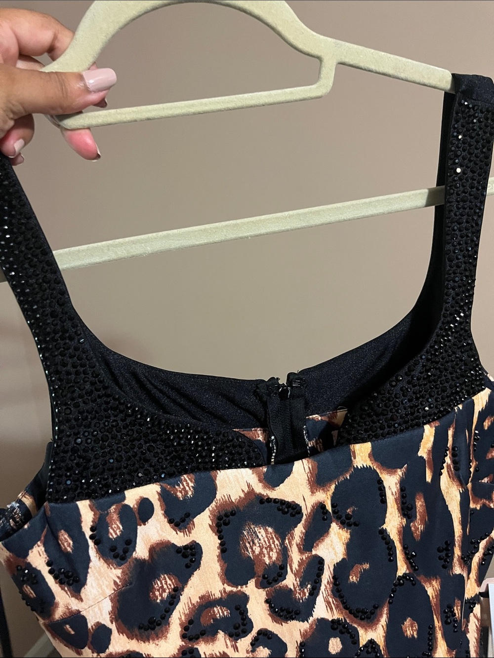 Animal Print Stones Sweetheart Neck Bodycon Dress - Picture 8 of 10